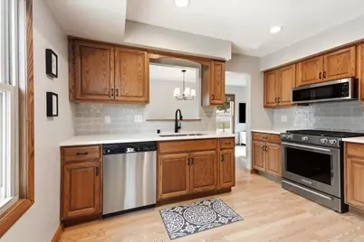 4058 S 73rd St, Milwaukee, WI 53220 - Photo 7
