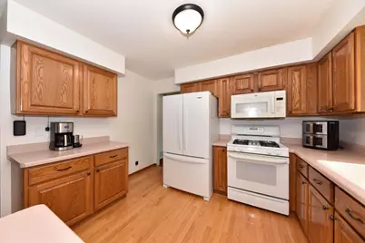 N58W24838  Cardinal Ct, Sussex, WI 53089 - Photo 15