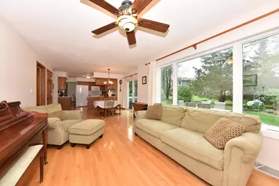 N58W24838  Cardinal Ct, Sussex, WI 53089 - Photo 5