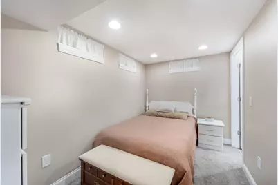 W142N6728  Washington Ave, Menomonee Falls, WI 53051 - Photo 15