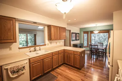 W52N106  Pioneer Ct #B, Cedarburg, WI 53012 - Photo 7
