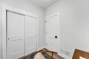 2508 S Williams St, Milwaukee, WI 53207 - Photo 15