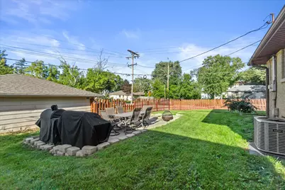 10506 W Villard Ave, Milwaukee, WI 53225 - Photo 29