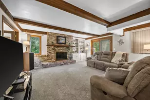 1799 Woodsfield Dr, Richfield, WI 53076 - Photo 5