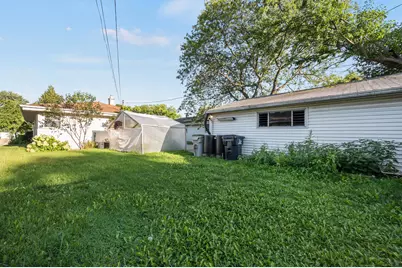 5637 N 86th Pl, Milwaukee, WI 53225 - Photo 19