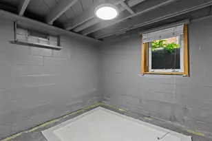 3523 N 76th St, Milwaukee, WI 53222 - Photo 25
