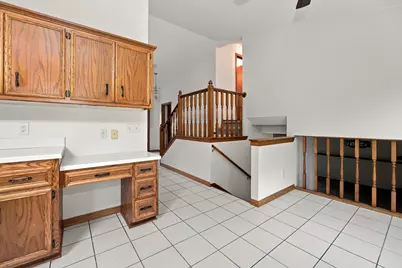 8570 N Meadowside Ct, Brown Deer, WI 53223 - Photo 9
