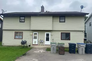 7951 N 94th St, Milwaukee, WI 53224 - Photo 23