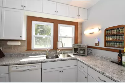 6807 S Pennsylvania Ave, Oak Creek, WI 53154 - Photo 5