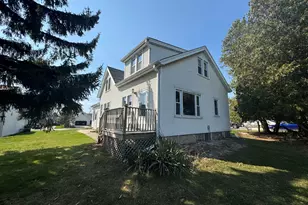 6807 S Pennsylvania Ave, Oak Creek, WI 53154 - Photo 1
