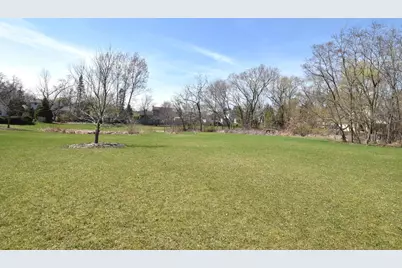 6807 S Pennsylvania Ave, Oak Creek, WI 53154 - Photo 21