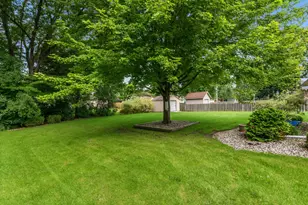 4328 Pennington Ln, Racine, WI 53403 - Photo 27
