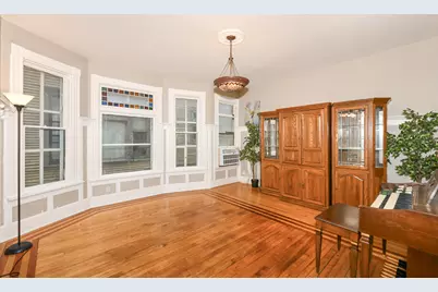 933 N 34th St, Milwaukee, WI 53208 - Photo 17