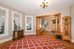 933 N 34th St, Milwaukee, WI 53208 - Photo 7