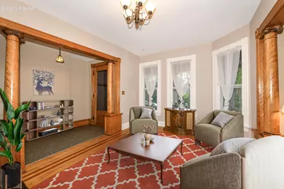 933 N 34th St, Milwaukee, WI 53208 - Photo 11