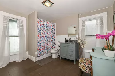 933 N 34th St, Milwaukee, WI 53208 - Photo 27
