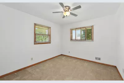 2167 S 80th St, West Allis, WI 53219 - Photo 11