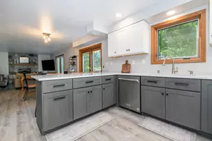 2121 September Dr, Racine, WI 53402 - Photo 15