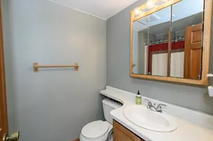 2121 September Dr, Racine, WI 53402 - Photo 47
