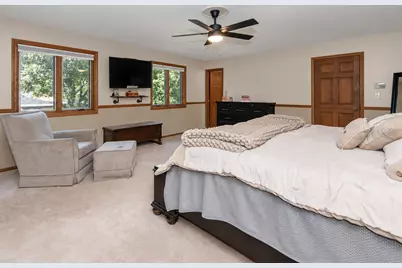 2121  September Dr, Racine, WI 53402 - Photo 35