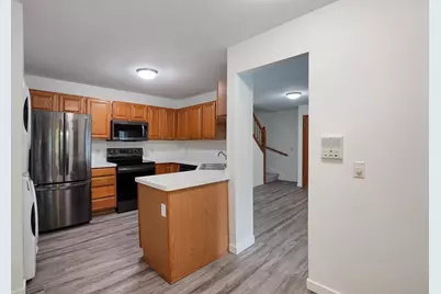 405 N Main St #E, Thiensville, WI 53092 - Photo 5