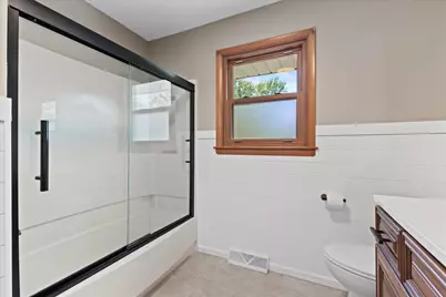 W140  Belleview Ave, Ixonia, WI 53066 - Photo 13