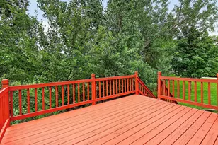 N48W16103 Lone Oak Ln, Menomonee Falls, WI 53051 - Photo 15