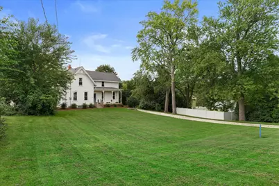 N4W22625  Bluemound Rd, Pewaukee, WI 53186 - Photo 3