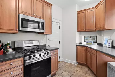 2649 N Hackett Ave #2, Milwaukee, WI 53211 - Photo 13