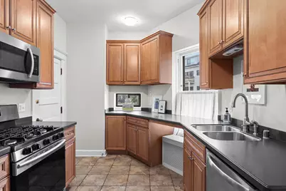 2649 N Hackett Ave #2, Milwaukee, WI 53211 - Photo 11
