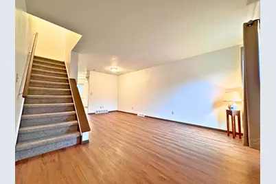 1415  Oakes Rd #5, Racine, WI 53406 - Photo 5