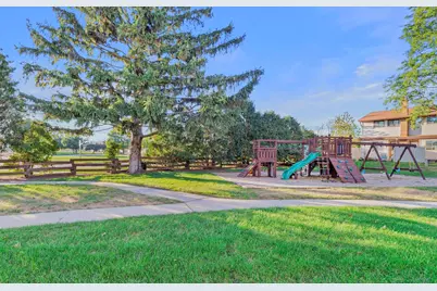 1415  Oakes Rd #5, Racine, WI 53406 - Photo 31