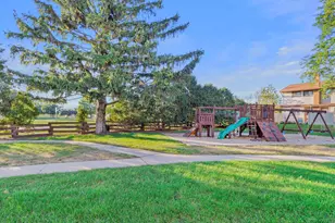 1415 Oakes Rd, Racine, WI 53406 - Photo 31