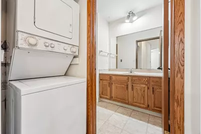 N82W13506  Fond Du Lac Ave #A207, Menomonee Falls, WI 53051 - Photo 19