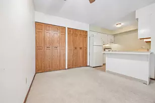 N82W13506 Fond Du Lac Ave, Menomonee Falls, WI 53051 - Photo 7