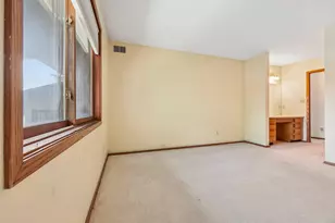 N82W13506 Fond Du Lac Ave, Menomonee Falls, WI 53051 - Photo 15