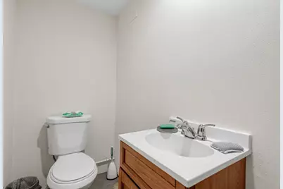 6350 W Leon Ter, Milwaukee, WI 53218 - Photo 19
