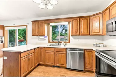 210  Kenneda St, Holmen, WI 54636 - Photo 13