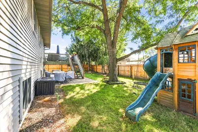 210  Kenneda St, Holmen, WI 54636 - Photo 39