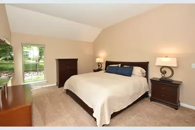 930  Dana Ln, Waukesha, WI 53189 - Photo 19