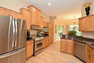 930 Dana Ln, Waukesha, WI 53189 - Photo 13