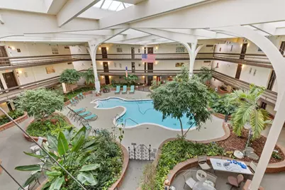 5200 S Tuckaway Blvd #365, Greenfield, WI 53221 - Photo 9