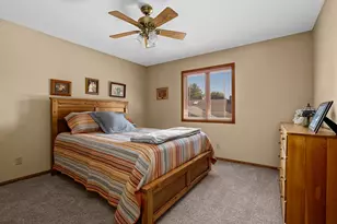1942 Grand View Blvd, Onalaska, WI 54650 - Photo 19