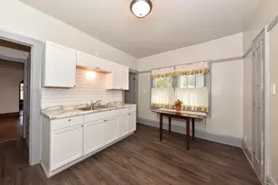 2805 N 44th St, Milwaukee, WI 53210 - Photo 13