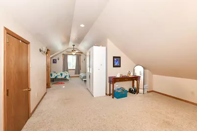 3209 N 81st St, Milwaukee, WI 53222 - Photo 17
