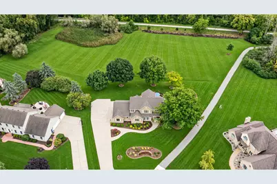 21135  Stratford Ct, Brookfield, WI 53045 - Photo 49