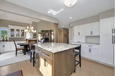 21135  Stratford Ct, Brookfield, WI 53045 - Photo 13