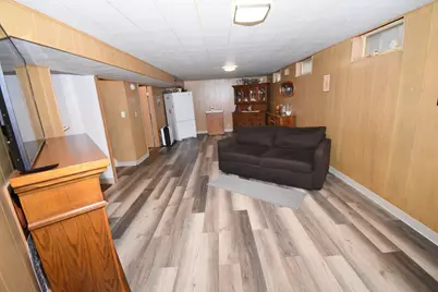 609  Blaine Ave, Racine, WI 53405 - Photo 11