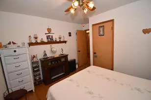 609 Blaine Ave, Racine, WI 53405 - Photo 9