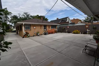 609  Blaine Ave, Racine, WI 53405 - Photo 19